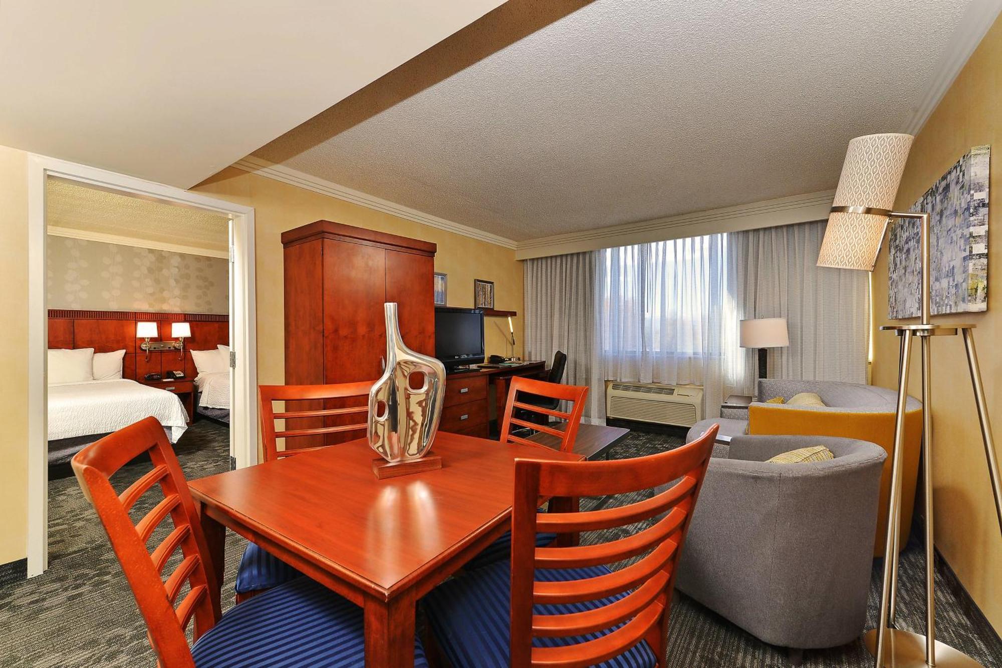 Courtyard By Marriott Denver Cherry Creek Exterior foto